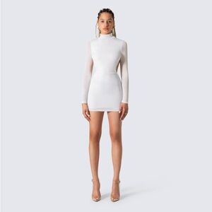 Elegant White Long Sleeve Dress